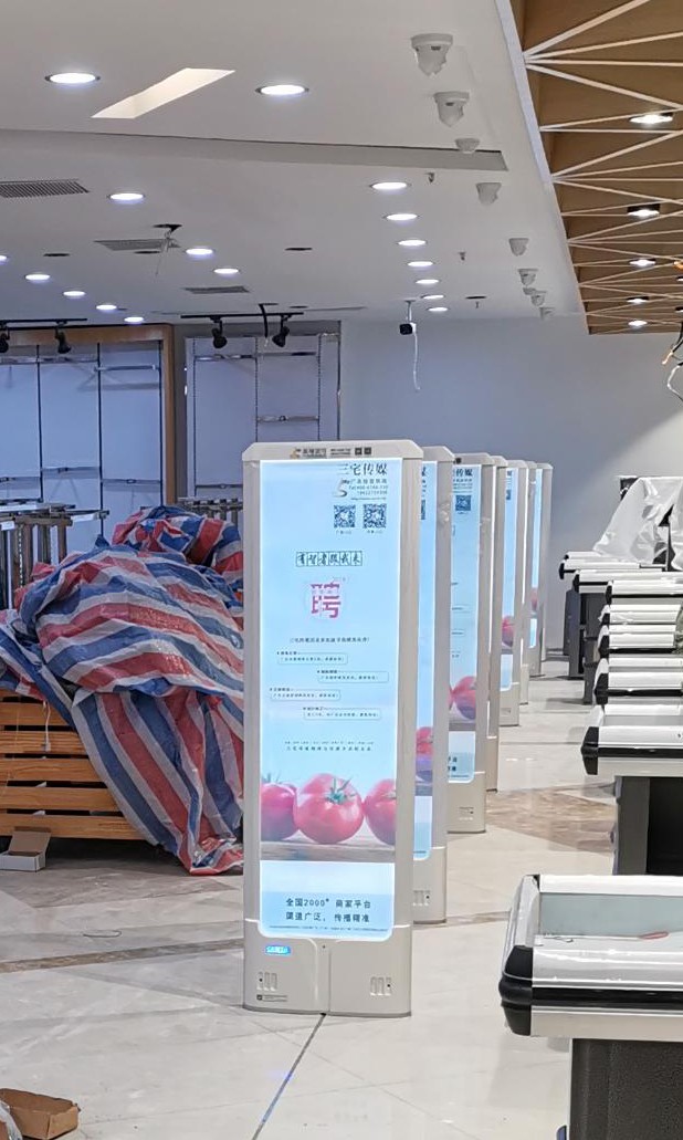 A店：广州市番禺区市桥大西路20号（原大西路市场）  海泰百货